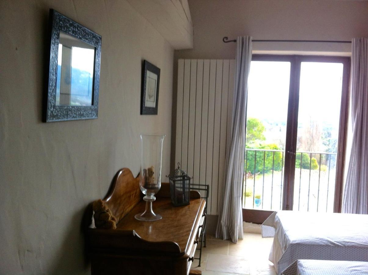 Bed and Breakfast Oustau De Piera Gordes Exterior foto